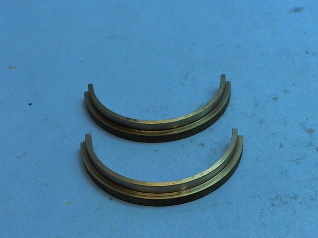 60-810019 Beechcraft - RETAINER - MAIN LANDING GEAR